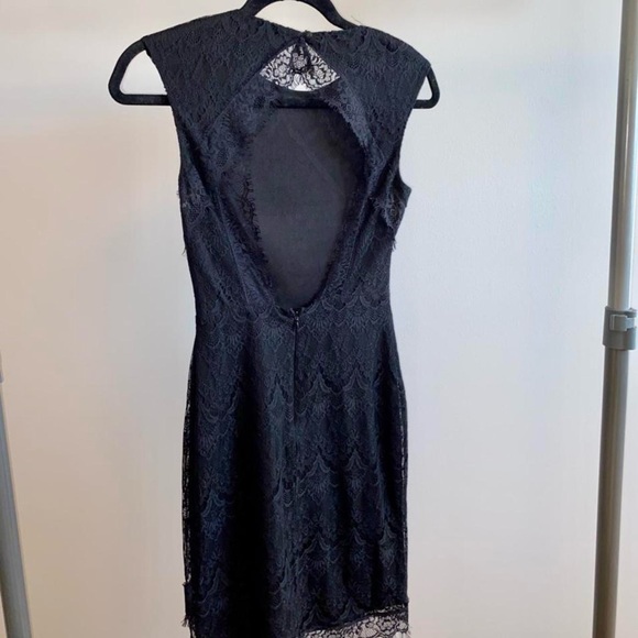 GUESS Black lace Dress - Picture 2 of 3